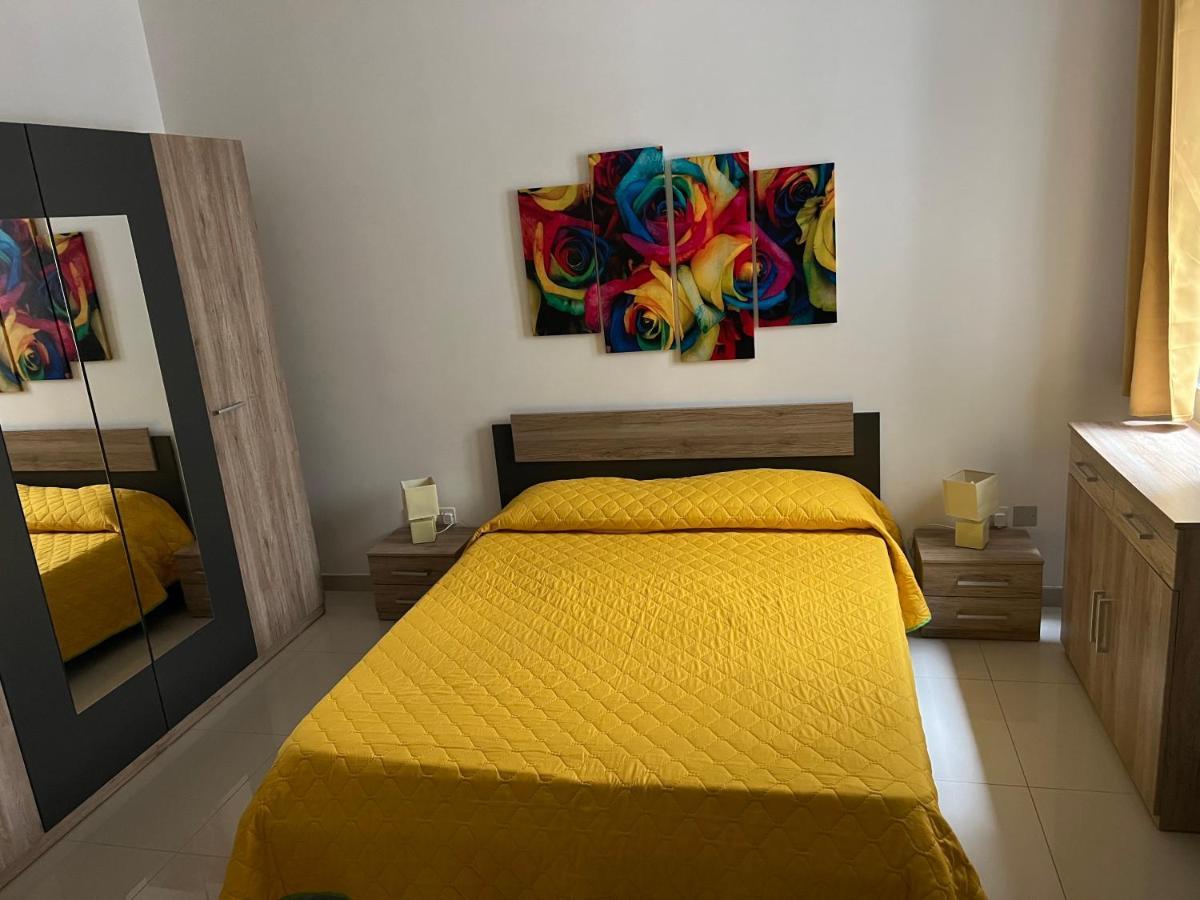 Claire'S Court Apartment Marsaxlokk Luaran gambar